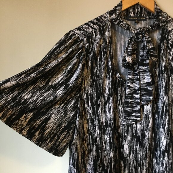 Scratchpad Gothic Mockneck and Bow Full Sleeve Blouse - Picture 5 of 16